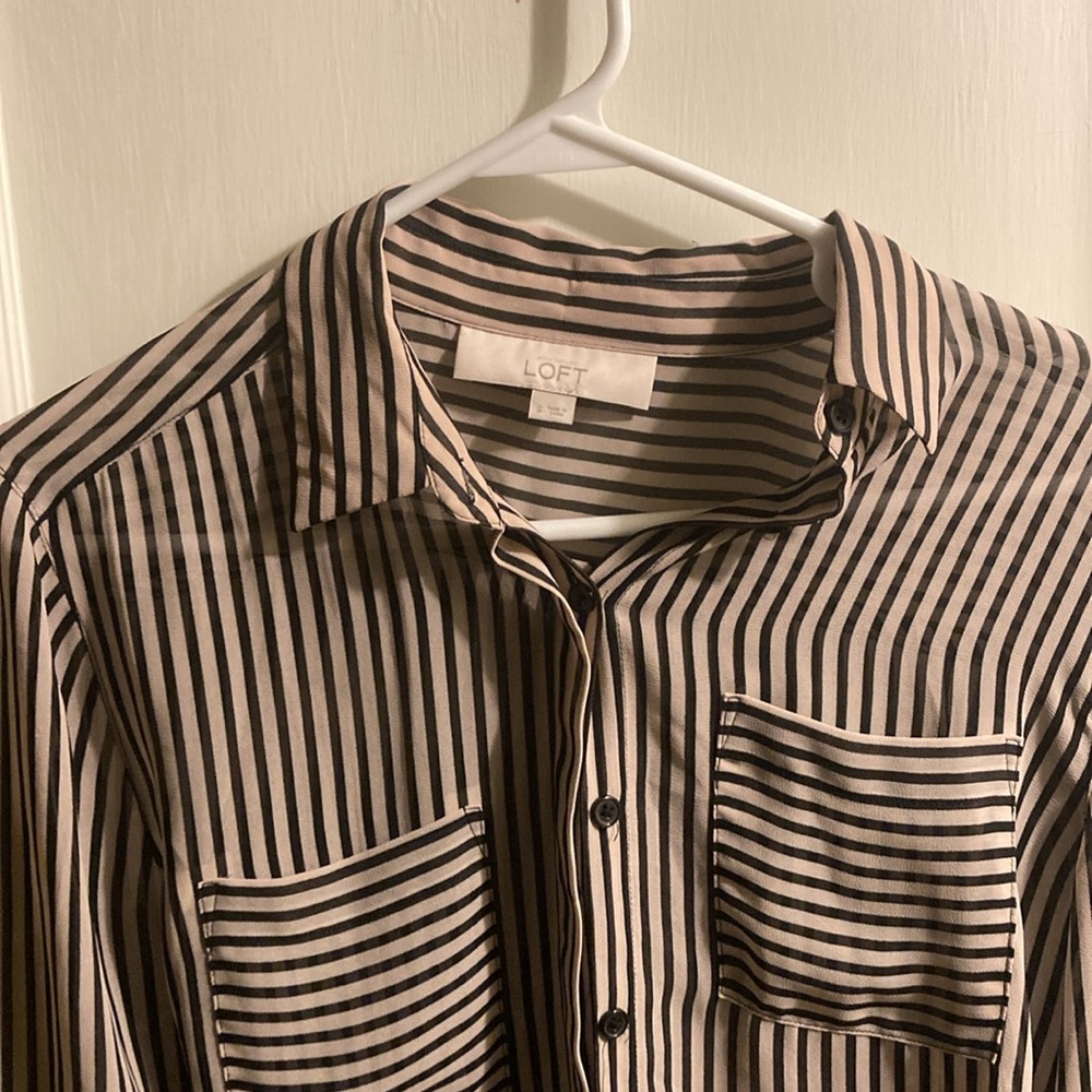 Loft button down blouse - Picture 3 of 6